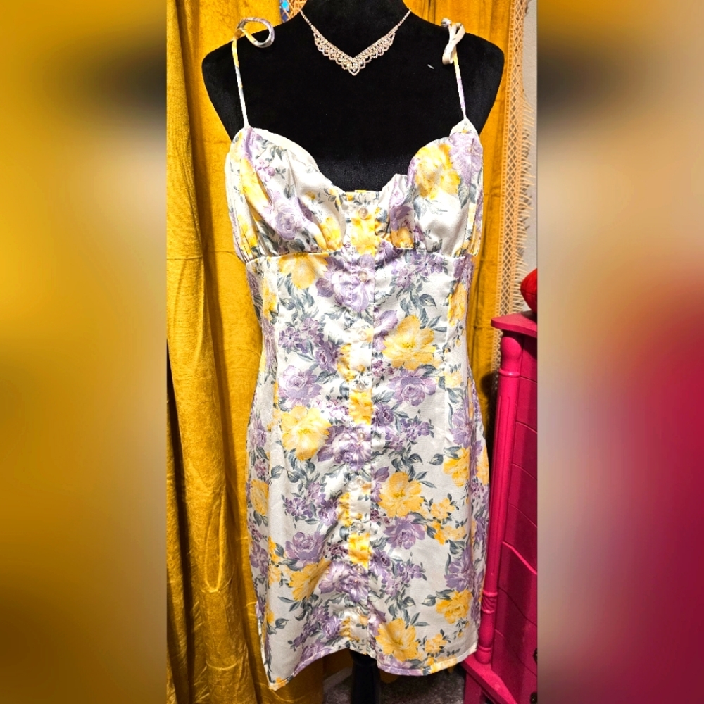 Glamorous Dolls Kill brand mini dress